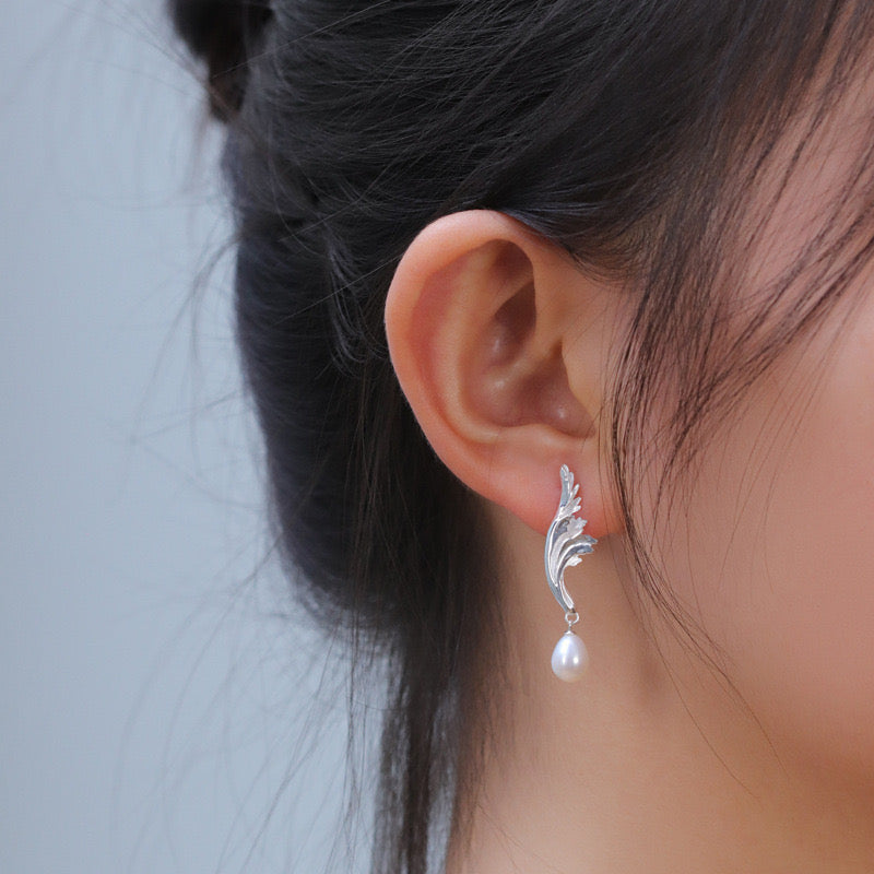 Acanthus Stud Earrings - Sterling Silver