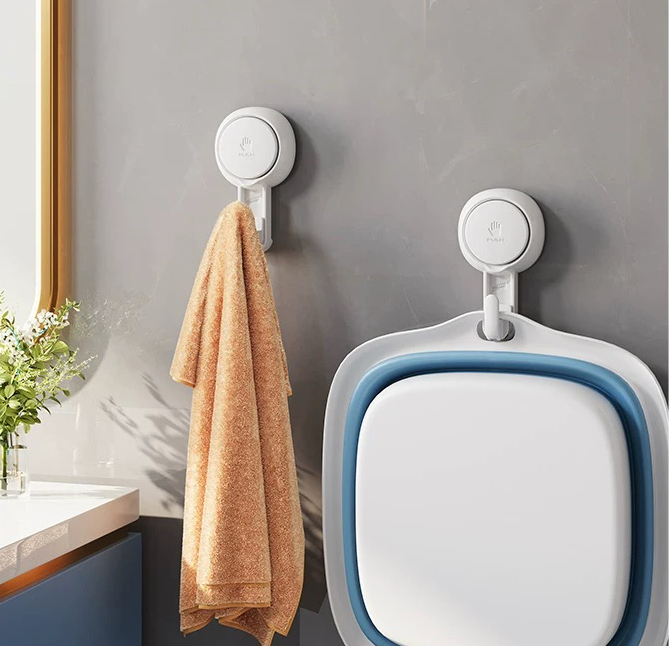 Heavy-Duty Suction Cup Hooks (4-packs)
