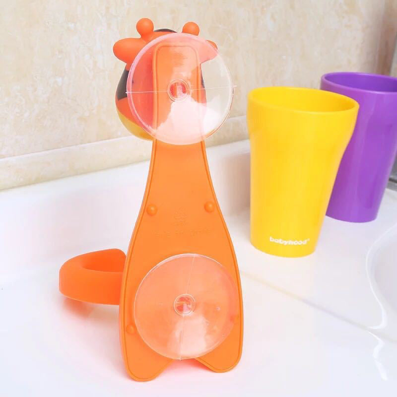 Kids Rinse Cup with Wall-Mounted Animal Holder