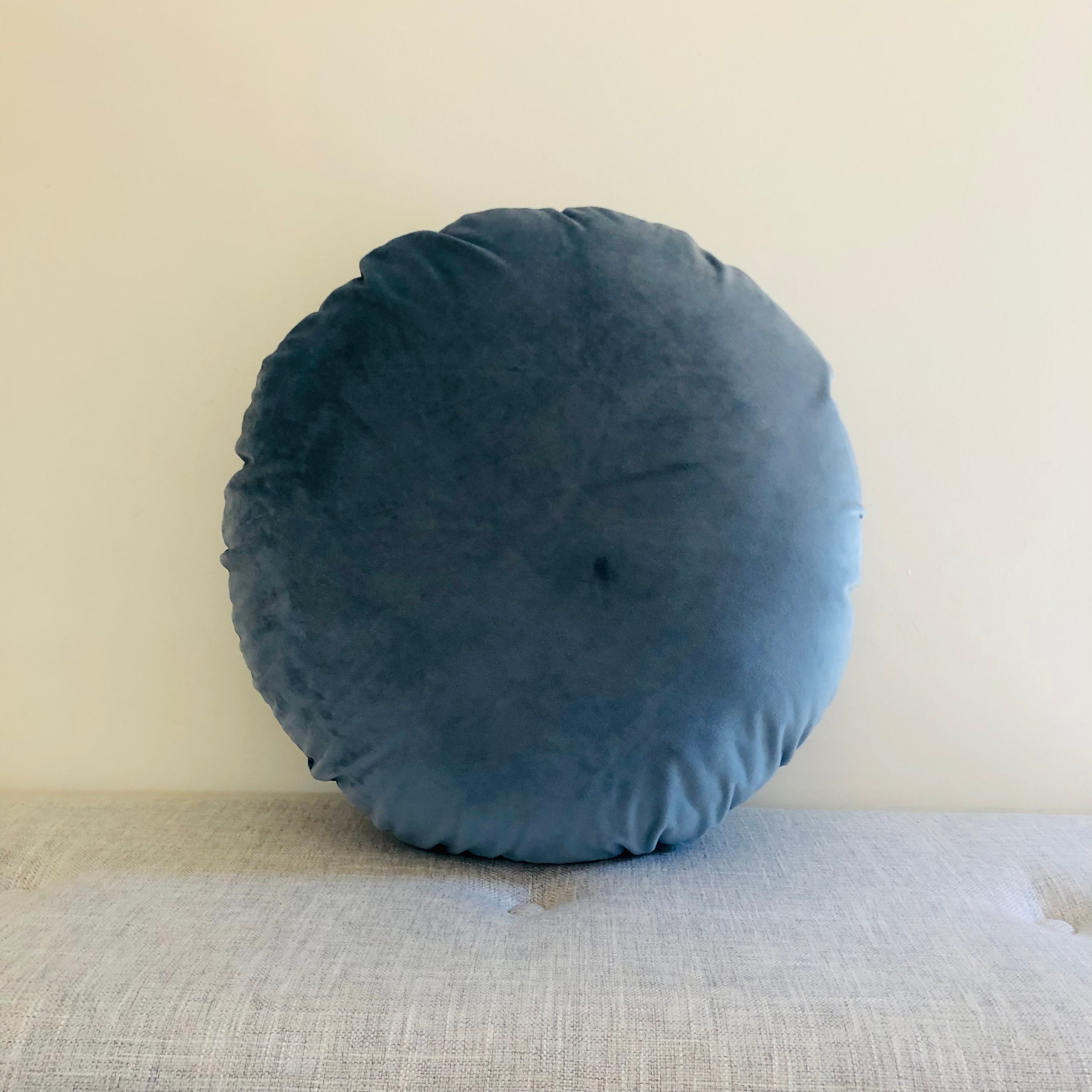 Velvet Round Cushion with Inner