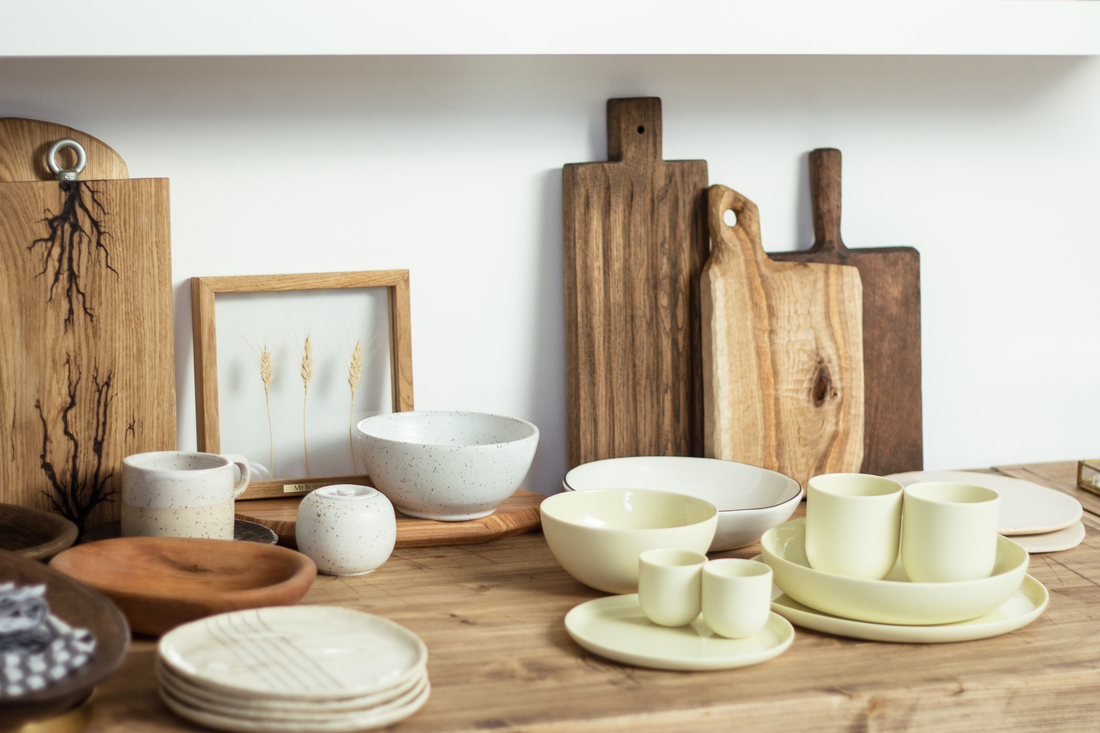 Kitchen & Dining