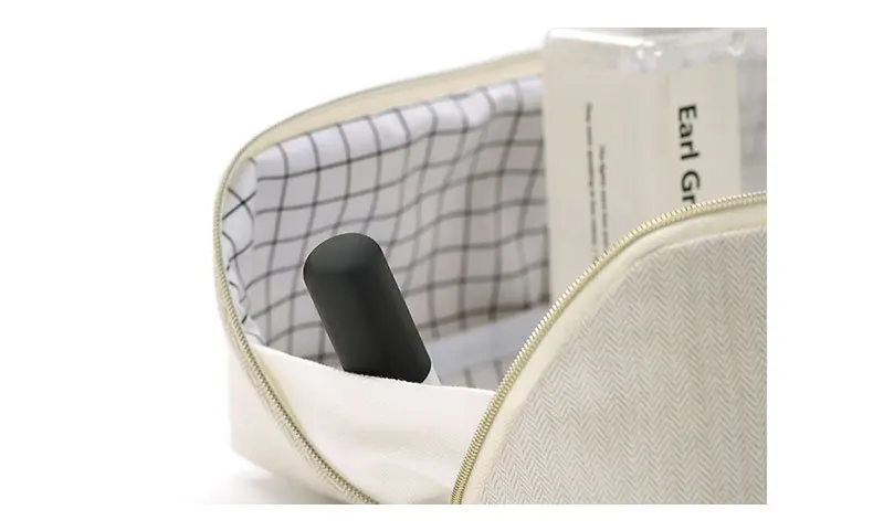 Minimal Travel Makeup Bag with Waterproof Lining