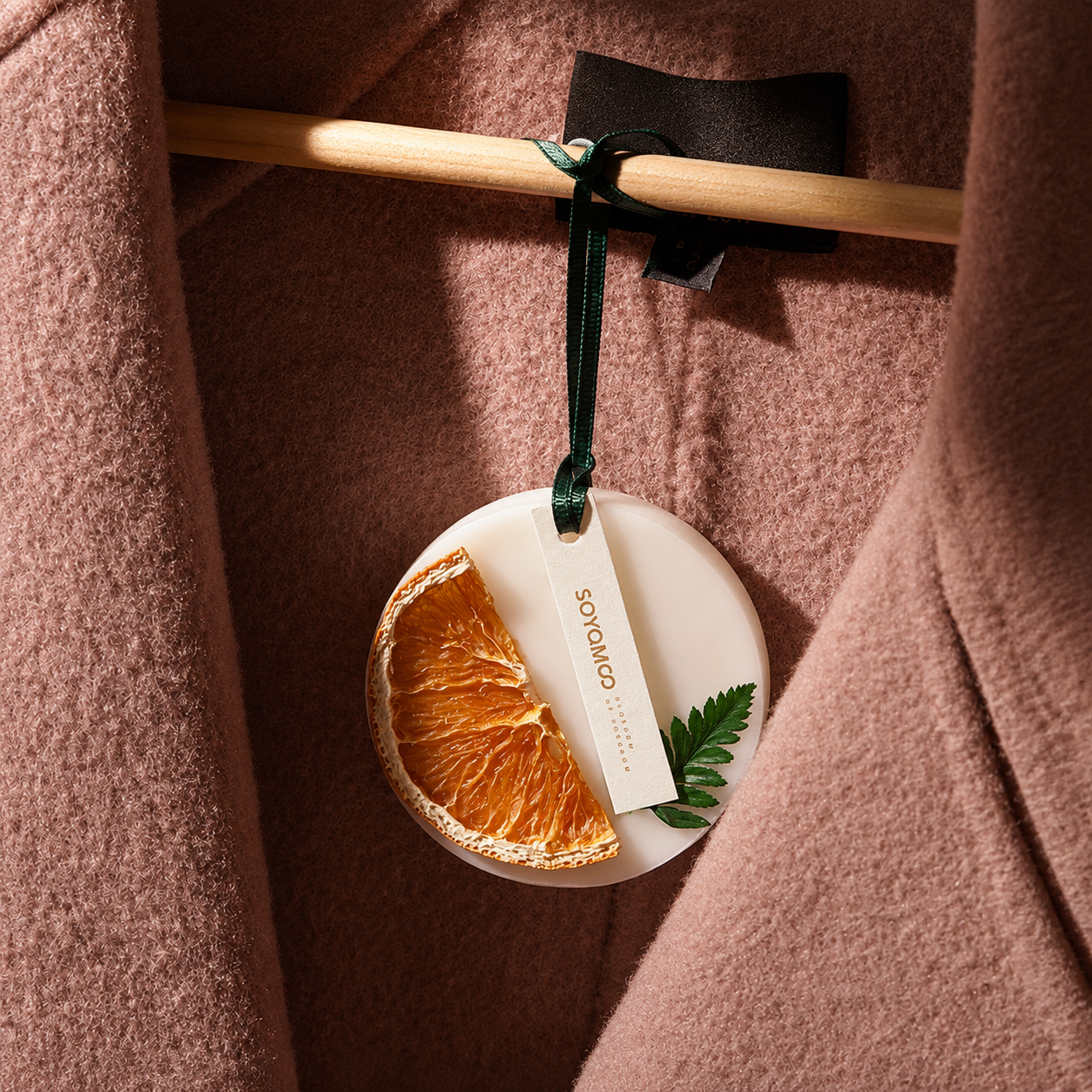 Botanical Hanging Wax Tablet