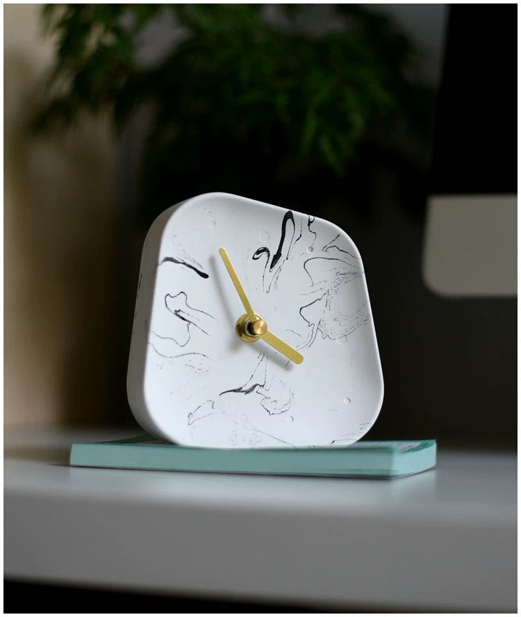 Minimalist Concrete Desk Clock | Silent Analogue Clock