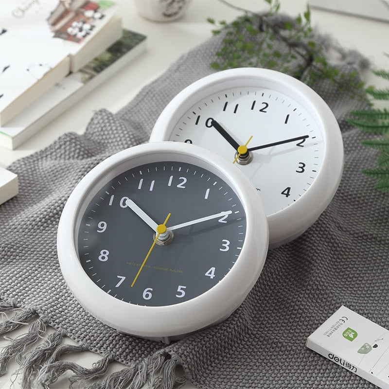 Versatile Waterproof Clock – Suction or Standing, 14.8 cm